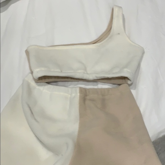 Two toned set - Picture 3 of 3